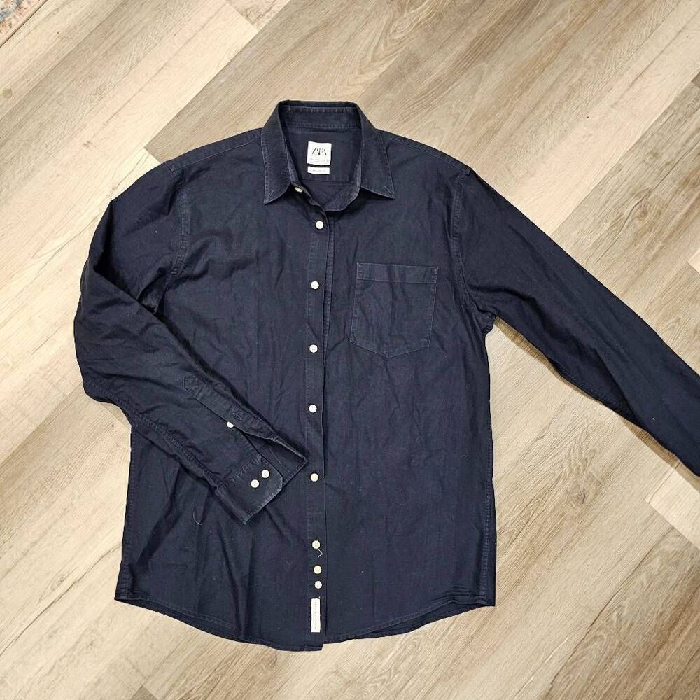 Zara Men's Medium Relaxed Fit Button Down Shirt Navy Cotton